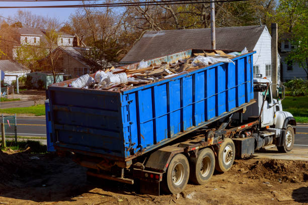 Best Attic Cleanout  in Summit, MS